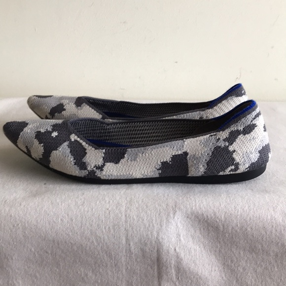 Rothy’s Size 7.5 The Point retired print Ash grey camo pointed toe flat shoe - Picture 4 of 13